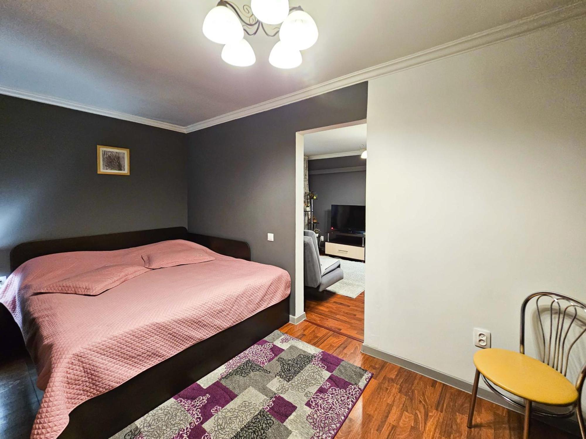 Nadezhda Apartments On The Nauryzbai Batyr 82 Alma-Ata Buitenkant foto